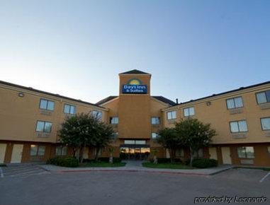Days Inn & Suites By Wyndham Desoto Exterior foto